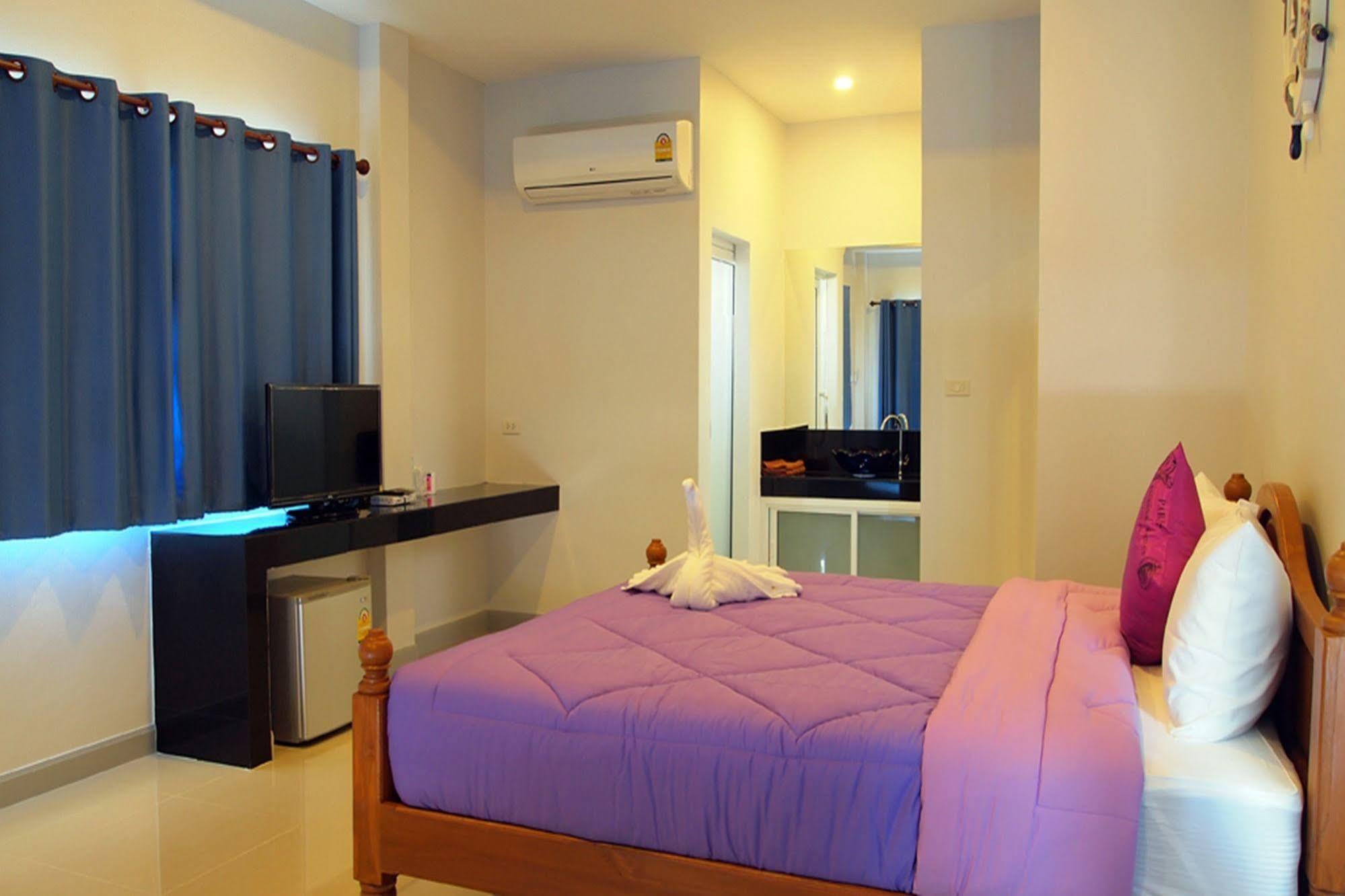 Kp Mountain Beach Pranburi Kültér fotó